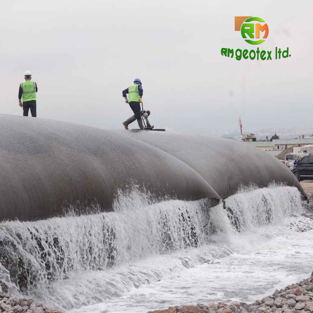 /assets/images/GeoTex/Tube-bag-river.jpg